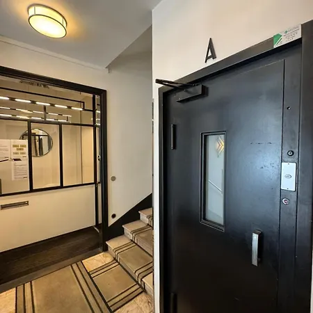 Arc De Triomphe Paris